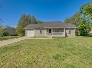 1408 Elliott Ct, Clarksville, TN 37042