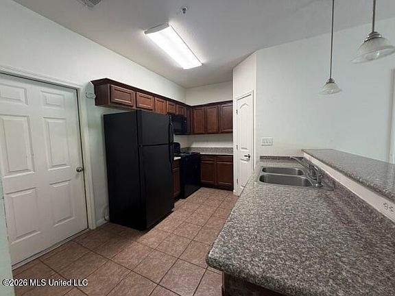 2nd image of 716 Layton Dr