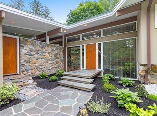 6 Porter Rd, Andover, MA 01810