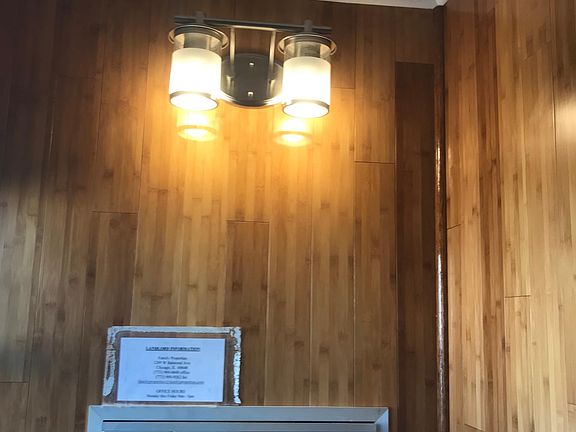 5th image of 5711 W Catalpa Ave #2