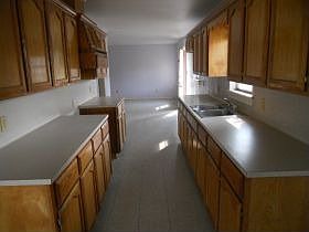 4th image of 1002 E Egly Ave