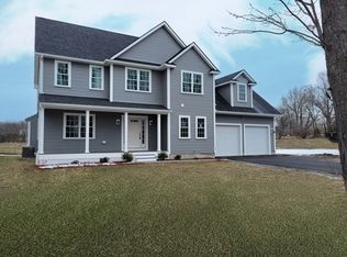 125 Cross St, Lunenburg, MA 01462