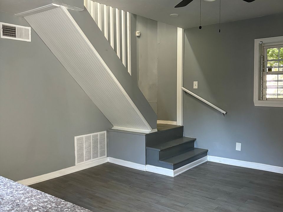 1st image of 3788 E 52nd St #1-A