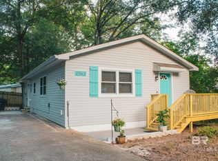 1563 Valencia Dr, Lillian, AL 36549