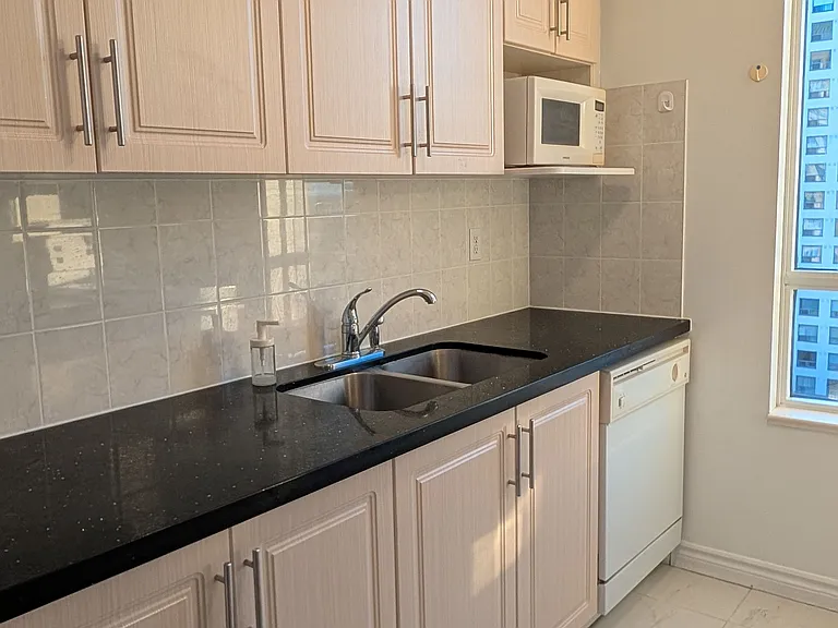 5039 Finch Ave E #1203 — Photo 19