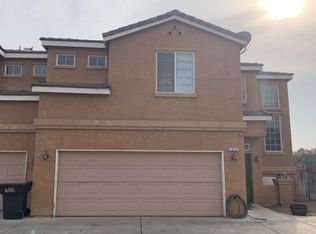 1051 Goble Ct, Tulare, CA 93274