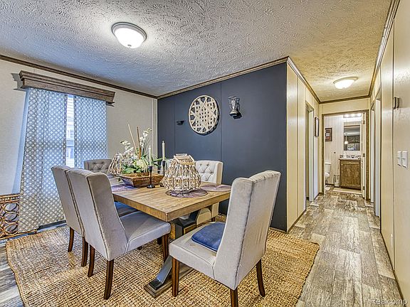 5th image of 24161 Senate Dr