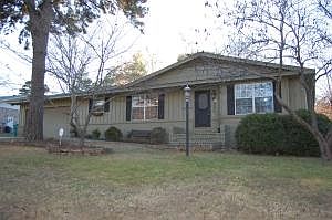2nd image of 412 Sherwood Dr