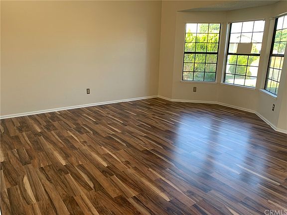 2nd image of 13959 Pheasant Knoll Ln
