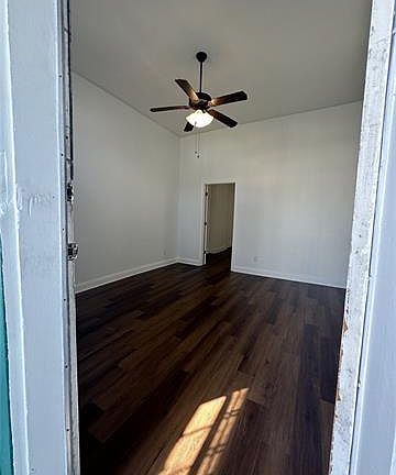 2nd image of 1227 Desire St