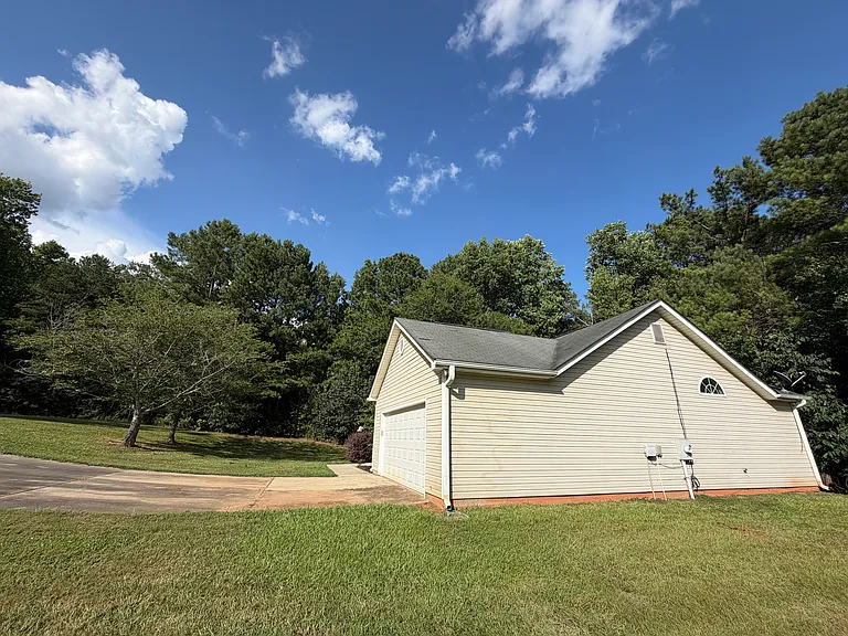 10 Walton Woods Ct — Photo 4
