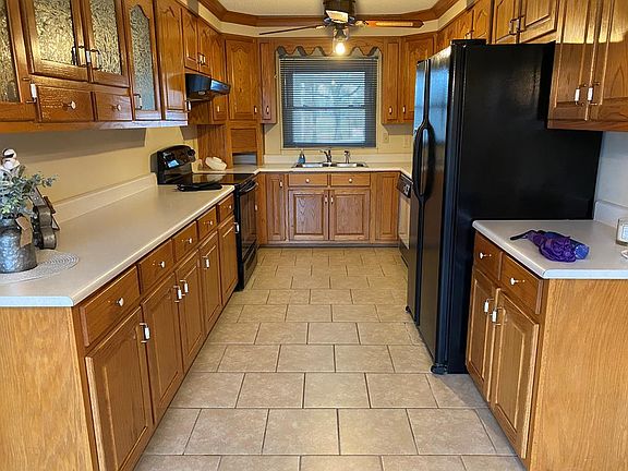 3rd image of 17 Aqua Vista Ct