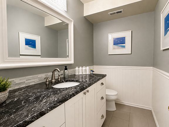 4th image of 321 SE Orchard Dr #1-27