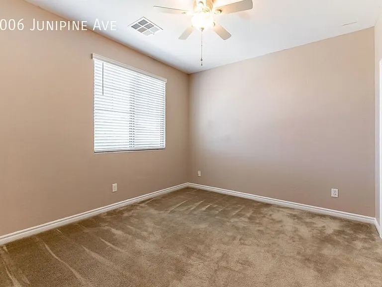 1006 Junipine Ave — Photo 10