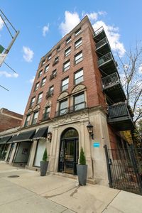 4144 N Sheridan Rd APT 303, Chicago, IL, 60613