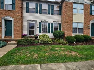 614 Cobblestone Ln, Lancaster, PA 17601