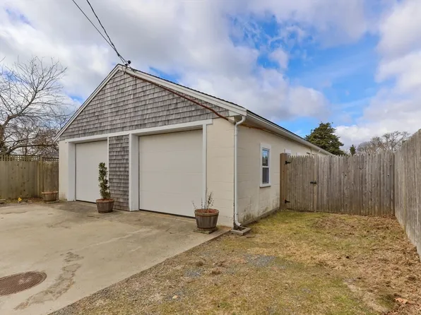 157 Depot St #5, Dennis Port, MA 02639