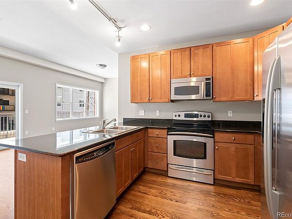 5th image of 1950 N Logan St APT 312