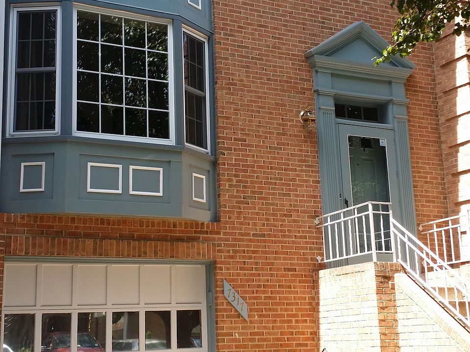 1st image of 7317 Mallory Ln