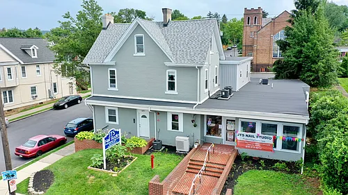 801 W Broad St #3 Photo 1