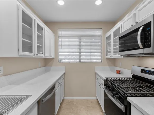 2201 Ramsgate Dr APT 818, Henderson, NV 89074