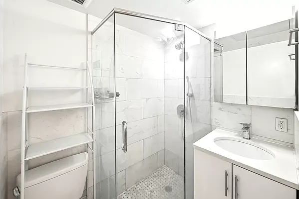 Rented by Living New York | media 2