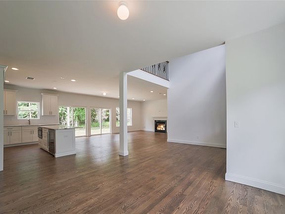 3rd image of 13 Palmer Ave