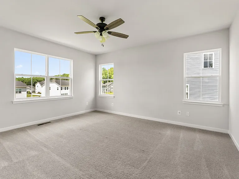 9031 Hereford Ct — Photo 5