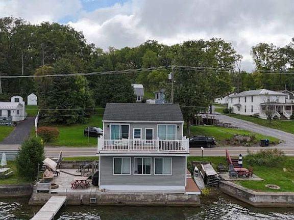 4th image of 4480 E Lake Rd