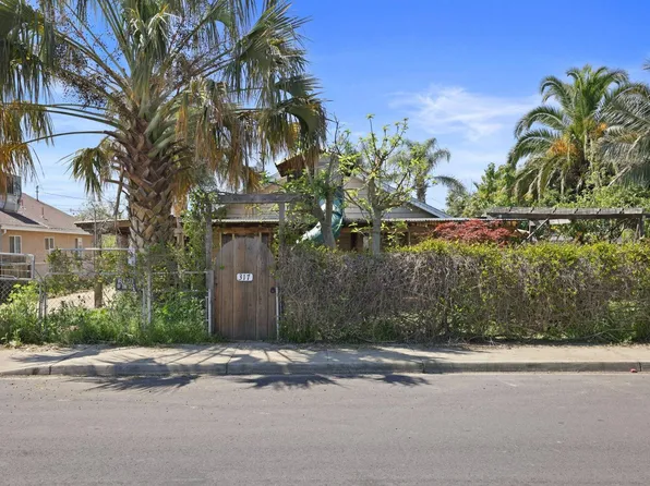 317 H St, Waterford, CA 95386