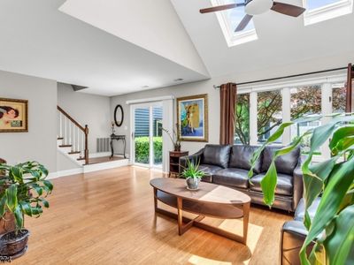 52 Village Dr, Basking Ridge, NJ, 07920