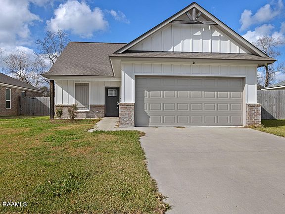 2nd image of 109 Tyreek Dr