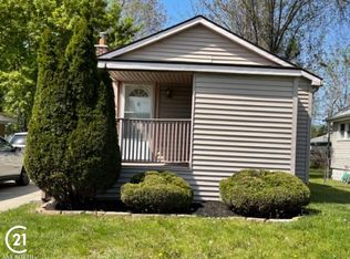 1715 E Ten Mile Rd, Royal Oak, MI 48067