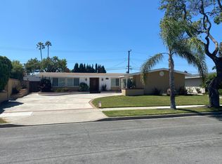 1723 Labrador Dr, Costa Mesa, CA 92626