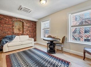 130 Myrtle St APT 6, Boston, MA 02114
