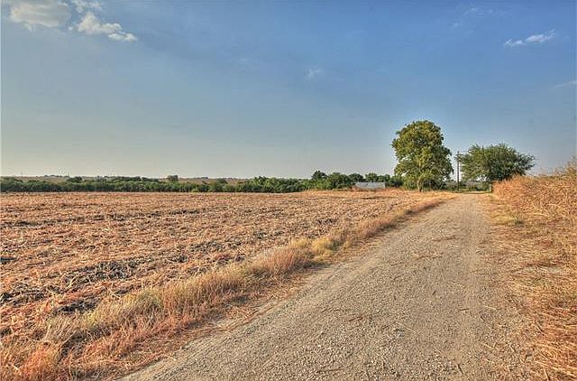 1st image of 1401 County Road 132