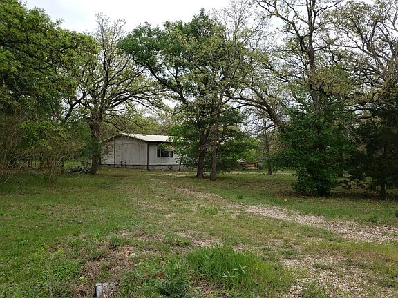 3rd image of 137 Teresa Ln