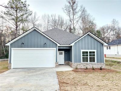 114 Mill Creek Dr, Smiths Station, AL, 36877