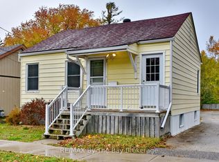 23 7th St, Collingwood, ON L9Y 2A8