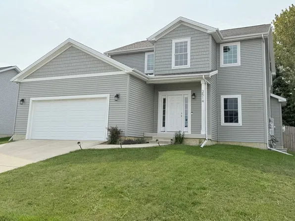 2514 Grey Fox Trl, Bloomington, IL 61705