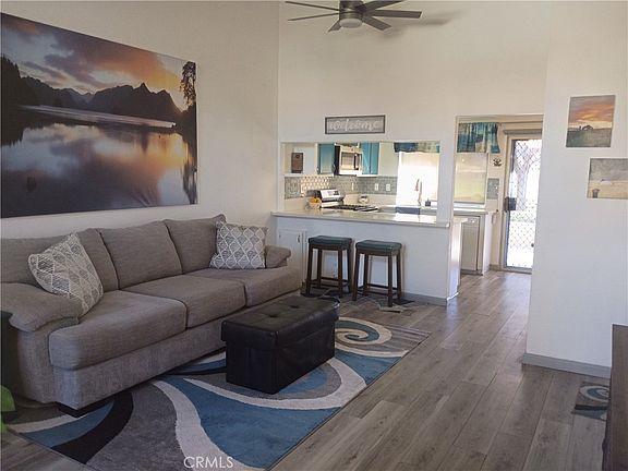 4th image of 715 La Costa Dr