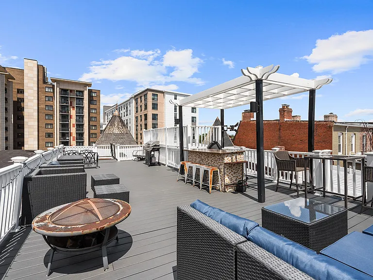 1358 Girard St NW #3 — Photo 45