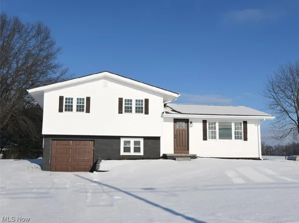 6482 Akron Rd, Smithville, OH 44677