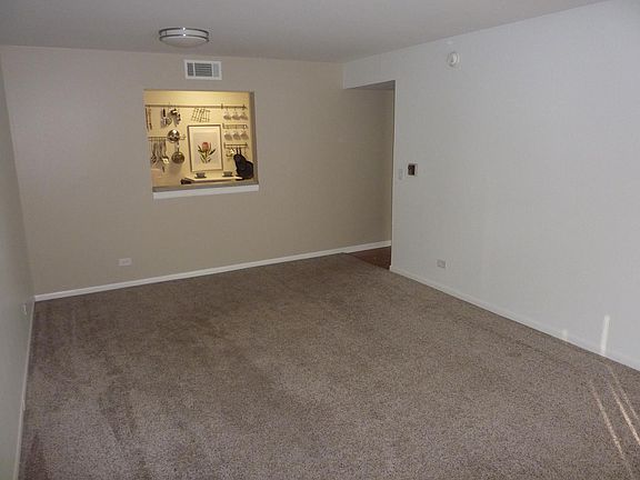 4th image of 140 W Wood St Unit 315