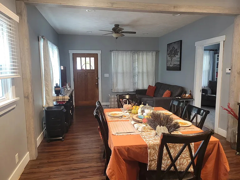 2933 Sumner St #1 — Photo 3