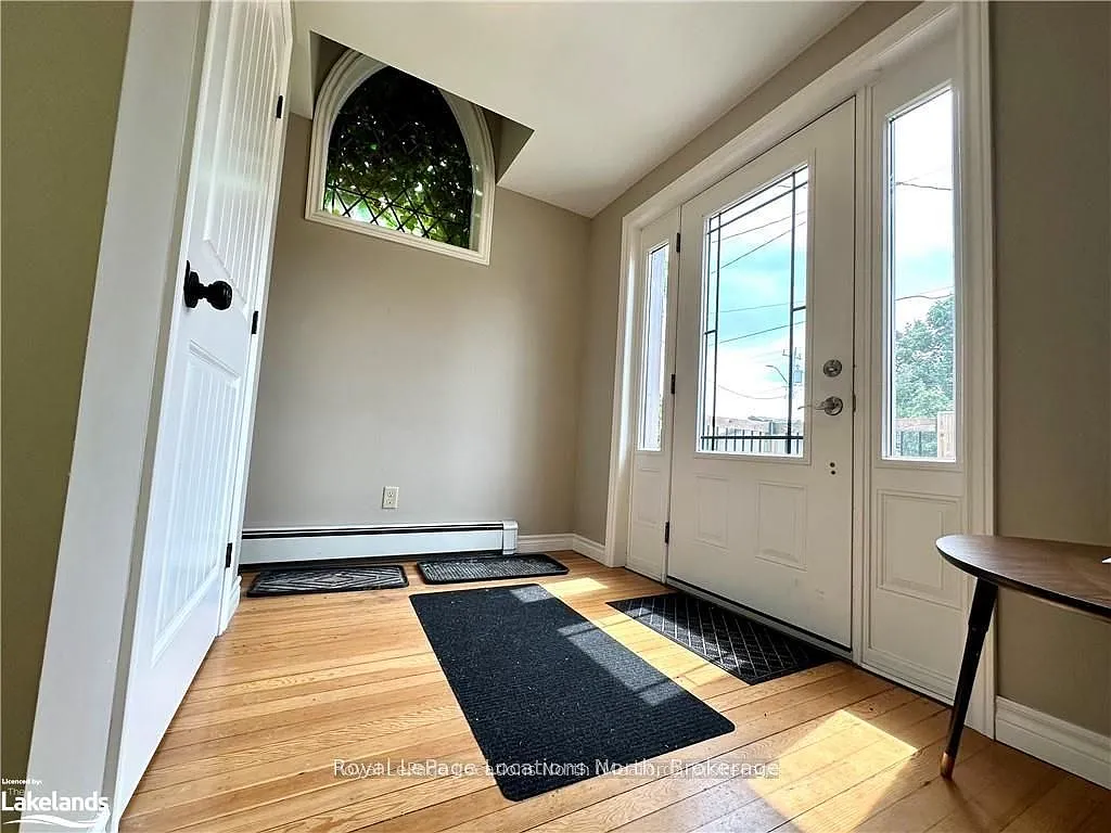 2 bed, $2,300 — Photo 4