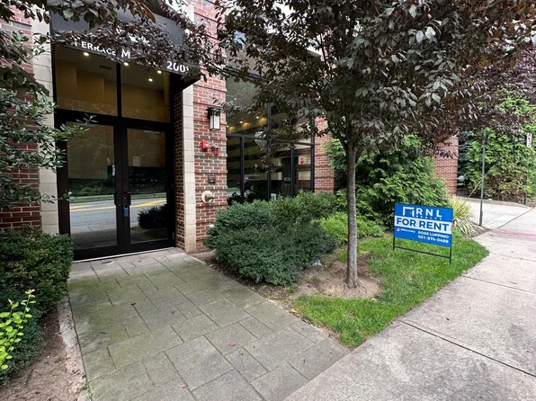 2001 Hudson Terrace image 15 of 15