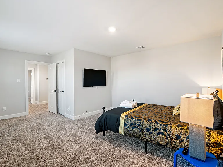 7640 Noble Oaks Dr — Photo 38