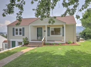 1925 Oakland St, Kingsport, TN 37660