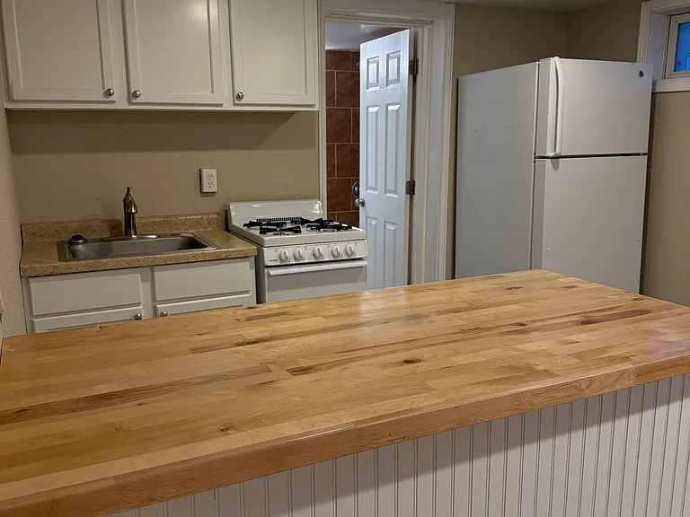 2922 Reed Ave #B — Photo 4